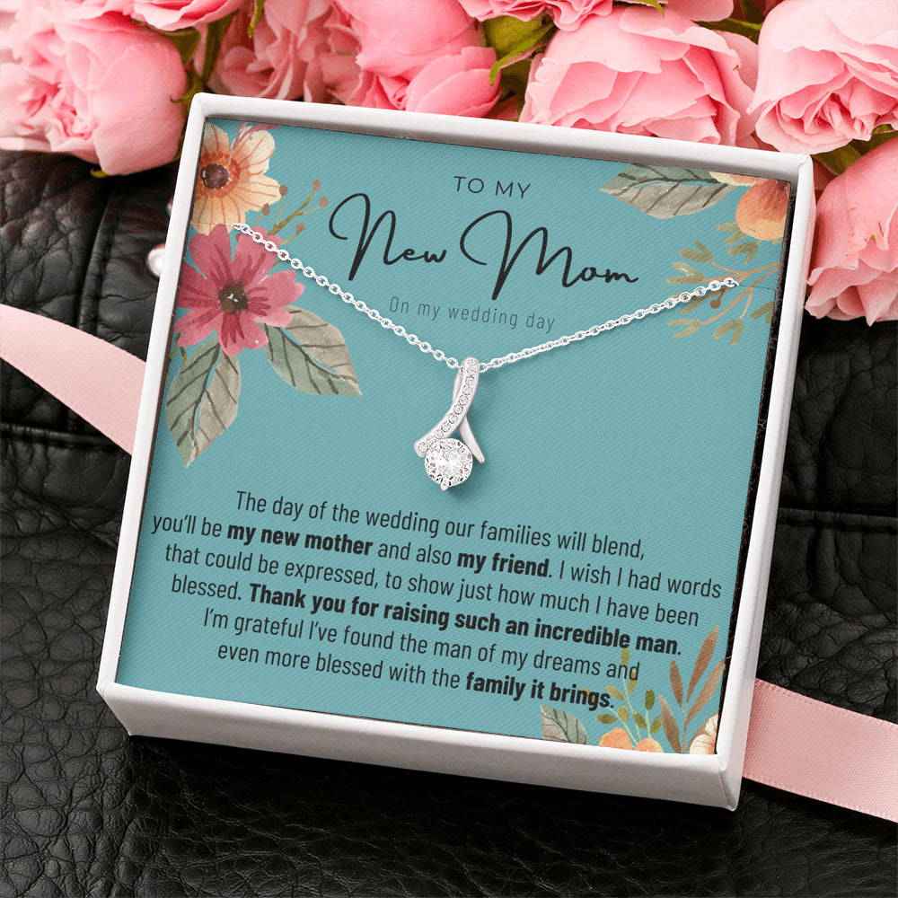 4 ALLURING BEAUTY Necklace