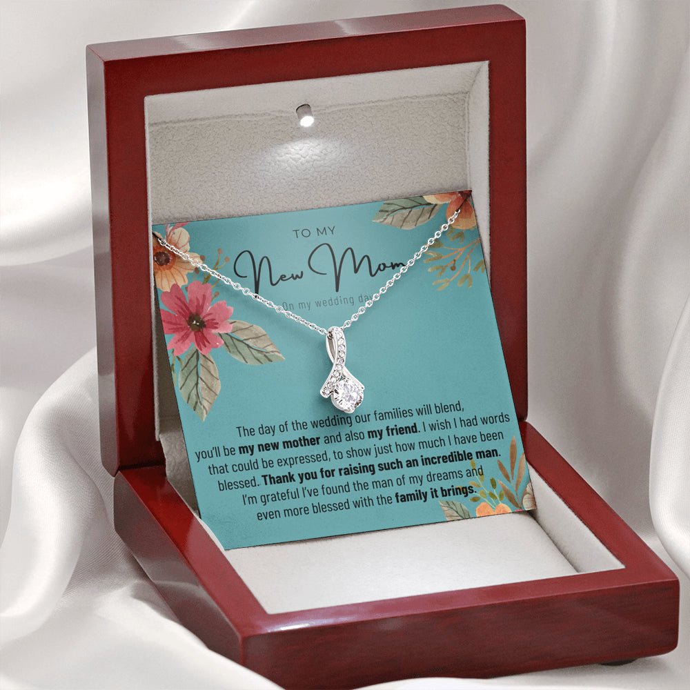 4 ALLURING BEAUTY Necklace