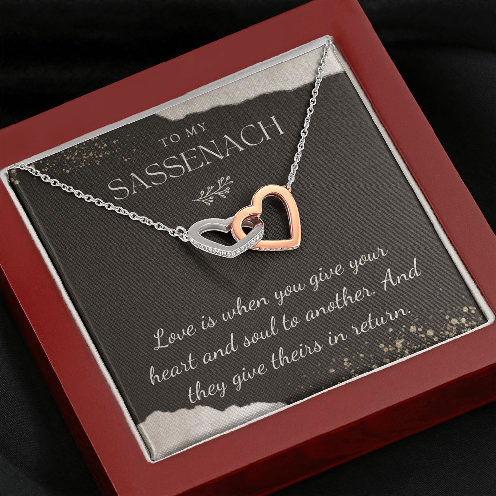 sassenach interlocking